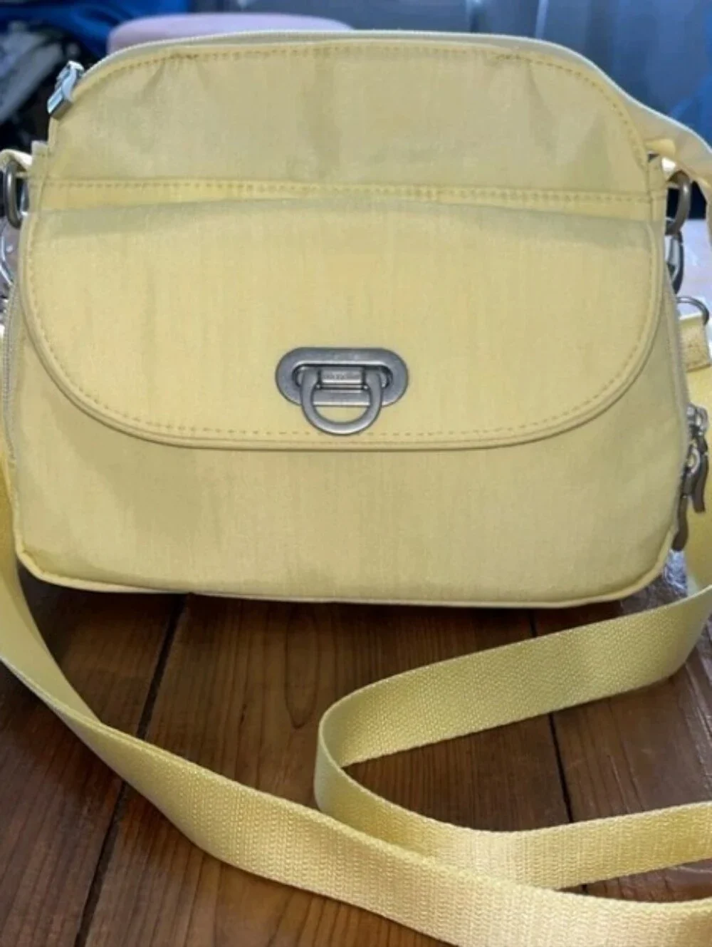 Baggallini Yellow Crossbody Shoulder Bag